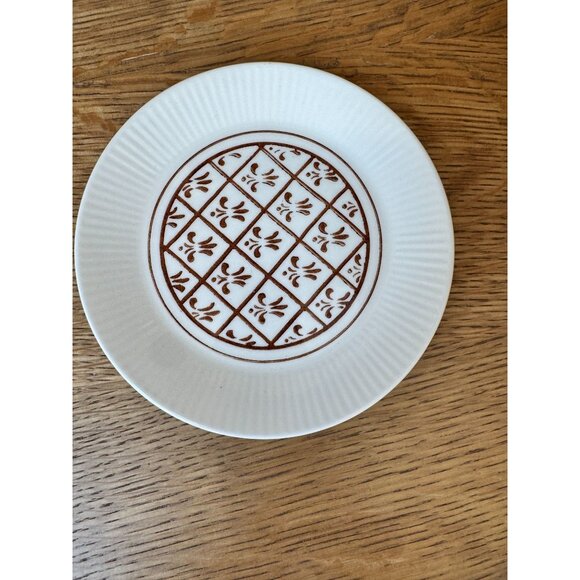 4 Vintage Homer Laughlin Sheffield Scandia Brown Fleur De Lis 6.25" Plates - Picture 6 of 7